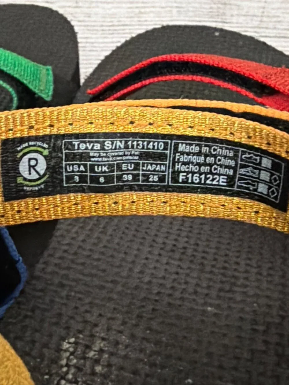 Teva Original Universal Pride Rainbow Sandals Size 8